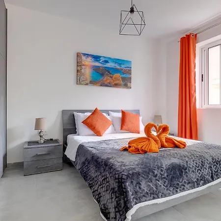 Modern Location Apartment *