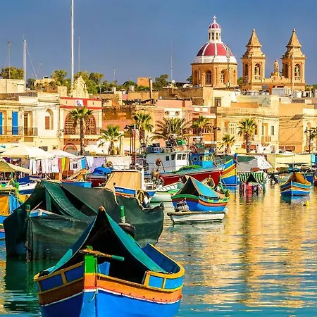 Modern Location Apartment Sliema